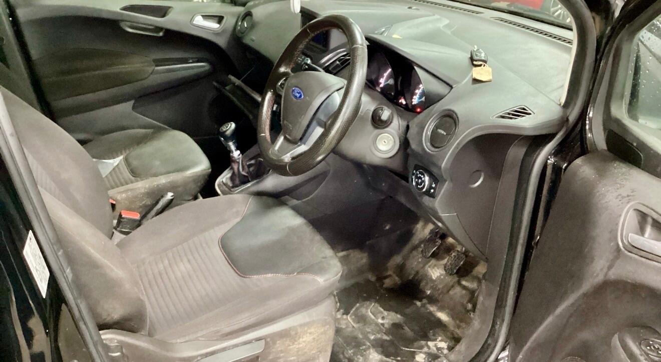 Used Ford Transit Courier 2019 for sale - 76728748: Photo 5