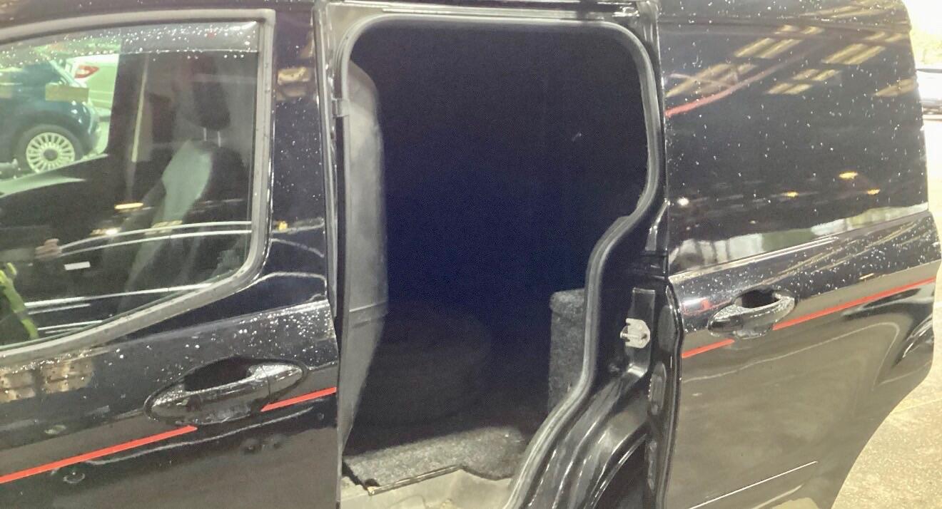 Used Ford Transit Courier 2019 for sale - 76728748: Photo 8