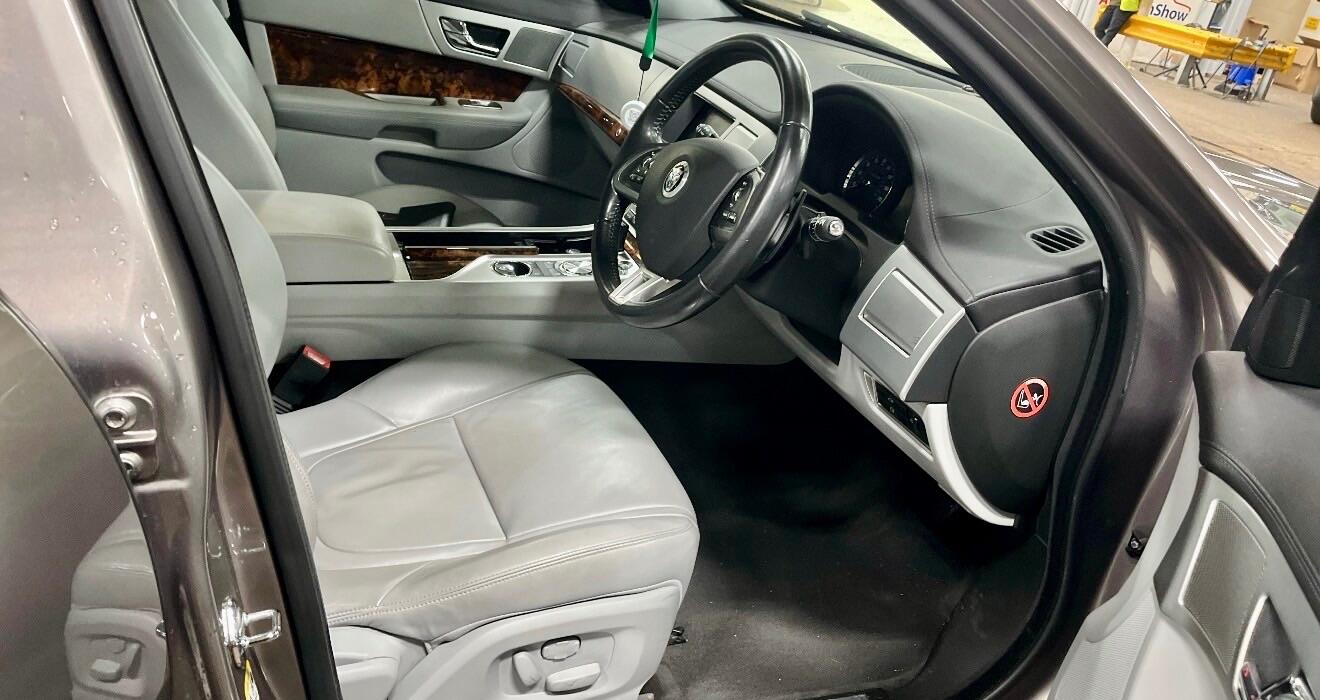 Used Jaguar XF 2012 for sale - 77658025: Photo 7