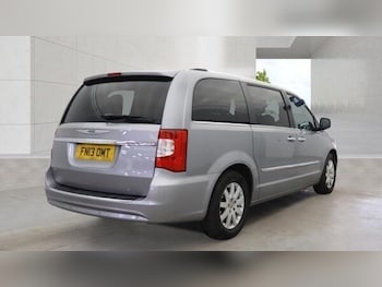 Used Chrysler Grand Voyager 2013 for sale - 79268361: Photo