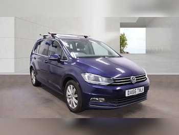 Used Volkswagen Touran 2016 for sale - 78911604: Photo