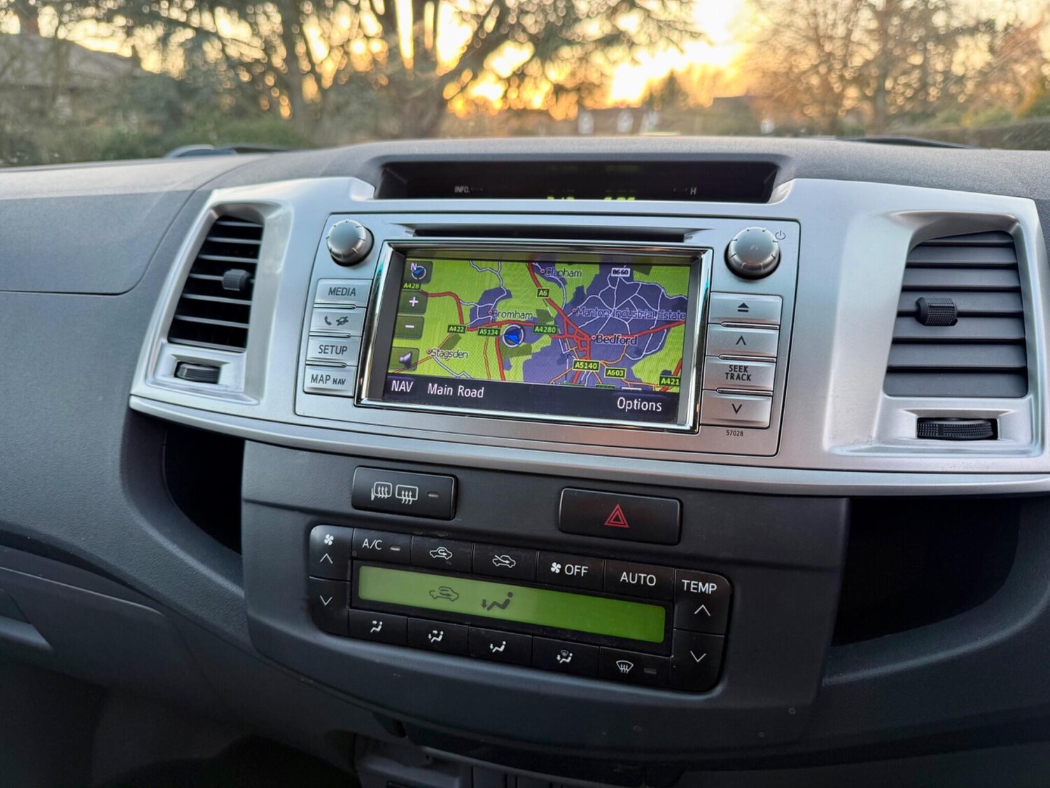 Used Toyota Hilux 2013 for sale - 77120161: Photo 28