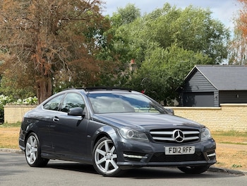 Used Mercedes-Benz C Class 2012 for sale - 79328962: Photo