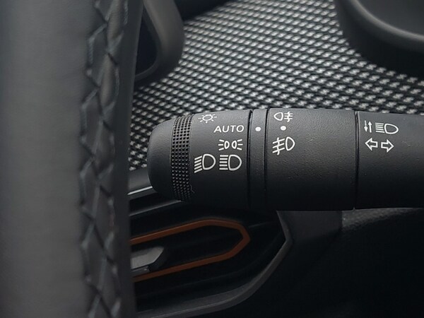 Used Dacia Sandero Stepway 2022 for sale - 76145465: Photo 18