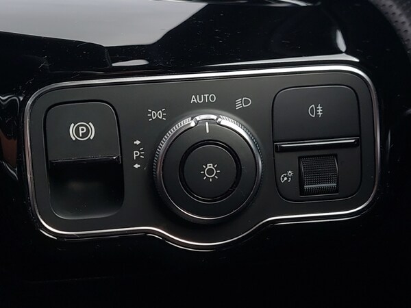 Used Mercedes-Benz A-Class 2019 for sale - 76055357: Photo 18
