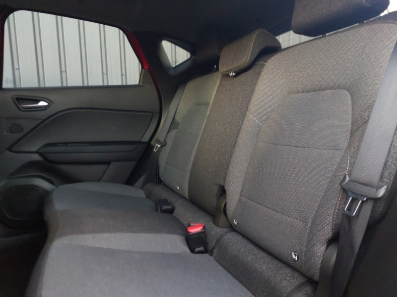 Used Renault Captur 2024 for sale - 77073502: Photo 6