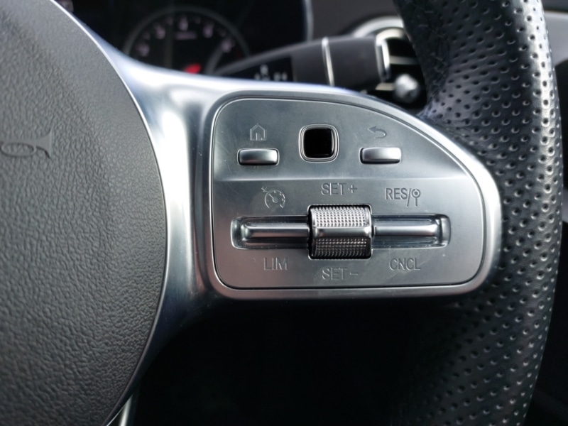 Used Mercedes-Benz C Class 2022 for sale - 76375250: Photo 16