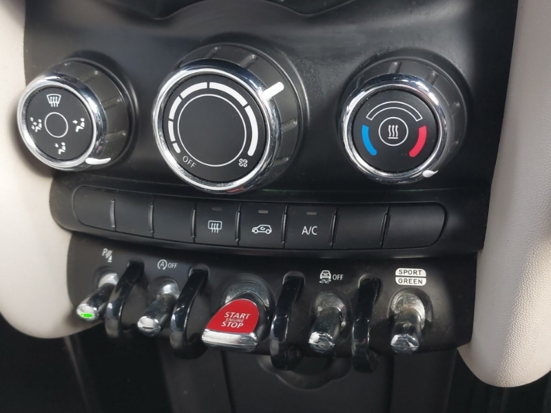 Used MINI Convertible 2018 for sale - 77623098: Photo 18