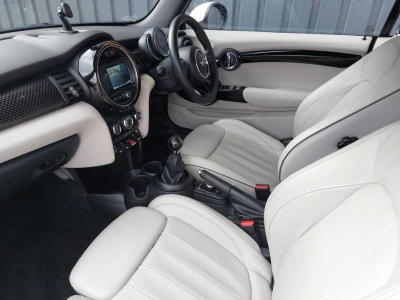 Used MINI Convertible 2018 for sale - 77623098: Photo 5