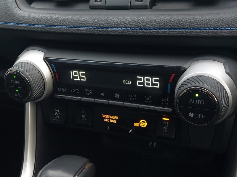 Used Toyota RAV4 2019 for sale - 77324925: Photo 14