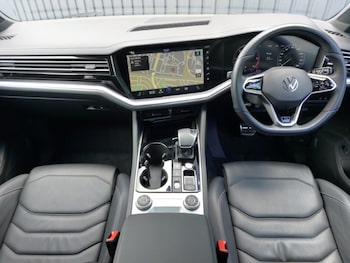 Used Volkswagen Touareg 2023 for sale - 78580708: Photo