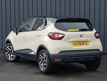 Used Renault Captur 2019 for sale - 76471465: Photo