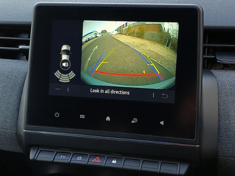 Used Renault Clio 2025 for sale - 77278393: Photo 11