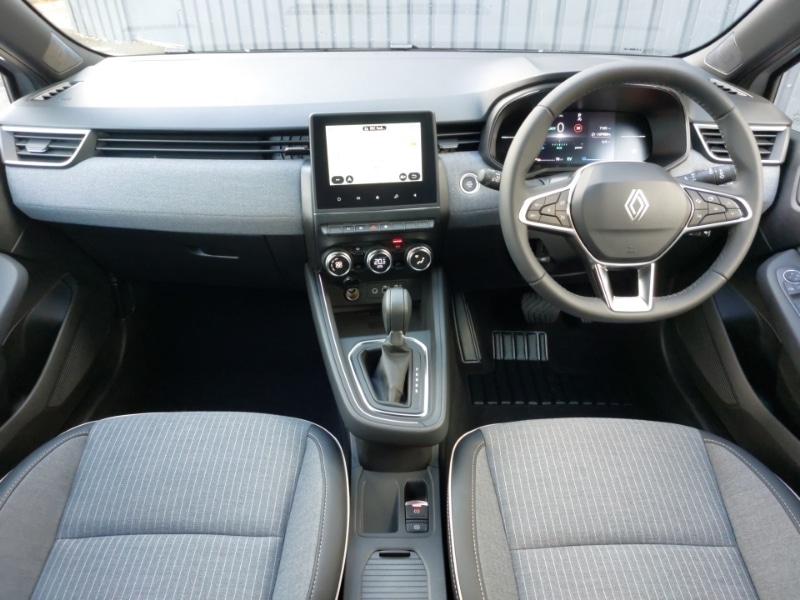 Used Renault Clio 2025 for sale - 77278393: Photo 2