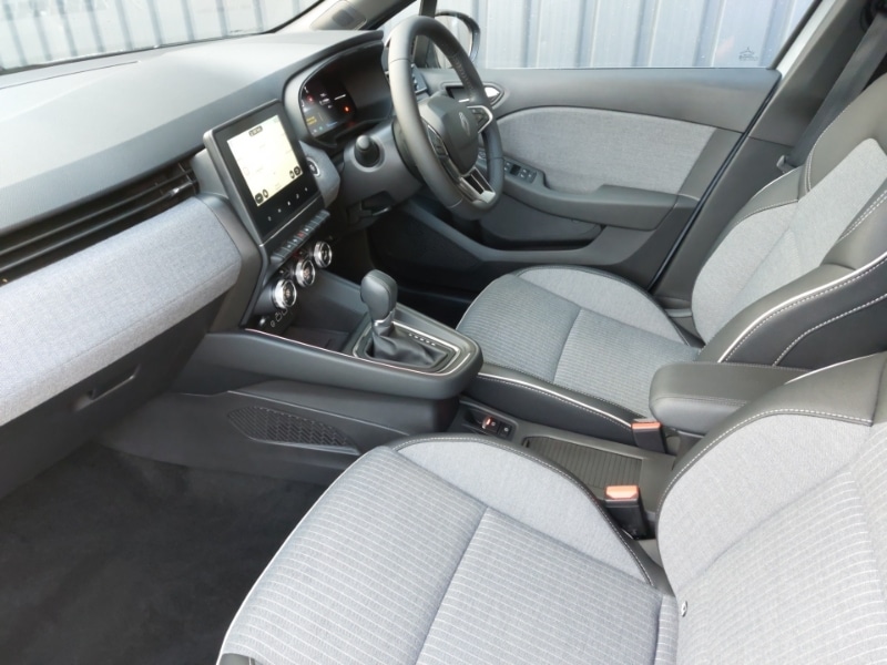 Used Renault Clio 2025 for sale - 77278393: Photo 5