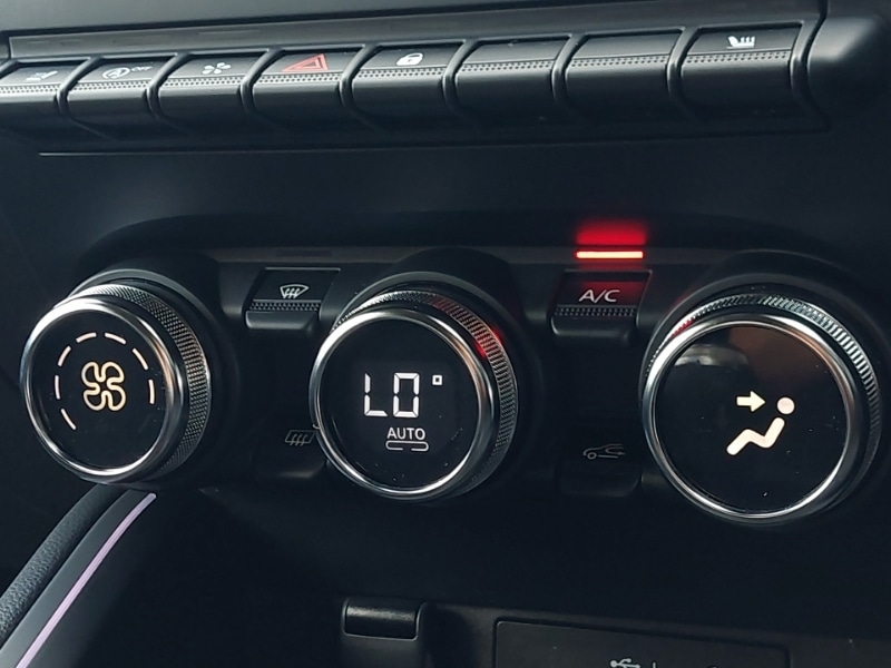 Used Renault Clio 2024 for sale - 76726311: Photo 13