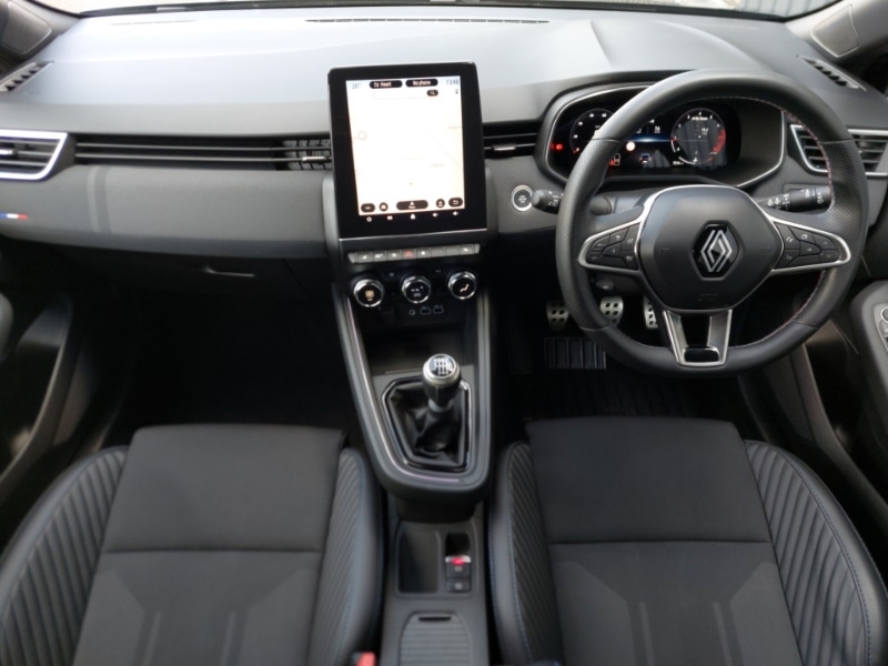 Used Renault Clio 2024 for sale - 76726311: Photo 2