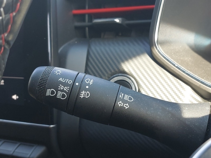 Used Renault Clio 2023 for sale - 77947541: Photo 17