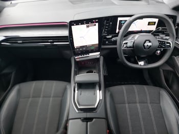 Used Renault Austral 2024 for sale - 76450768: Photo