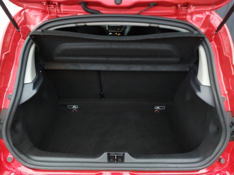 Used Renault Clio 2018 for sale - 76130253: Photo 8