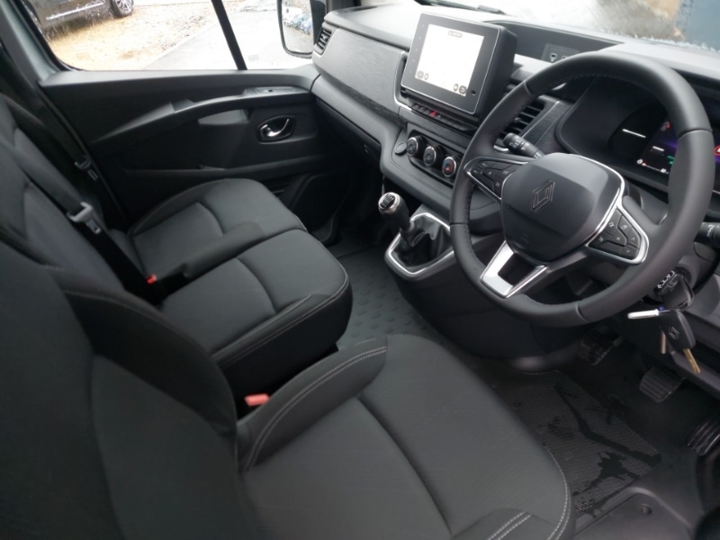 Used Renault Trafic 2025 for sale - 76478428: Photo 2