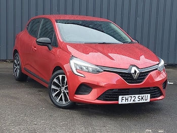 Used Renault Clio 2023 for sale - 78057389: Photo
