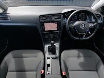 Used Volkswagen Golf 2020 for sale - 78932898: Photo