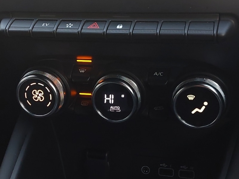 Used Renault Captur 2024 for sale - 77070105: Photo 16