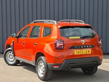 Used Dacia Duster 2022 for sale - 79447445: Photo