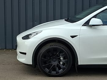 Used Tesla Model Y 2023 for sale - 79718408: Photo