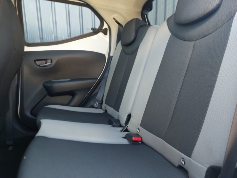 Used Toyota AYGO 2017 for sale - 76155702: Photo 6