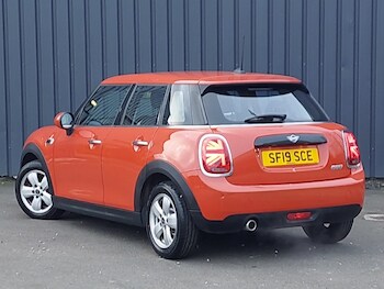 Used MINI Hatch 2019 for sale - 77576792: Photo