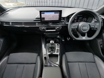 Used Audi A4 2022 for sale - 77690198: Photo