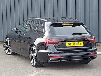 Used Audi A4 2022 for sale - 77690198: Photo