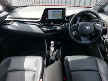 Used Toyota C-HR 2020 for sale - 74595628: Photo