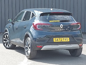 Used Renault Captur 2022 for sale - 78511386: Photo
