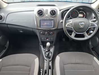 Used Dacia Sandero Stepway 2018 for sale - 79734111: Photo