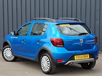 Used Dacia Sandero Stepway 2018 for sale - 79734111: Photo
