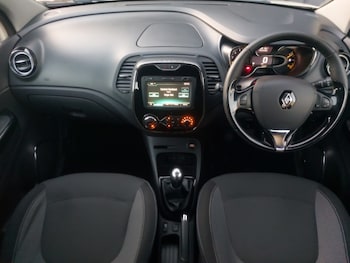 Used Renault Captur 2015 for sale - 77141854: Photo