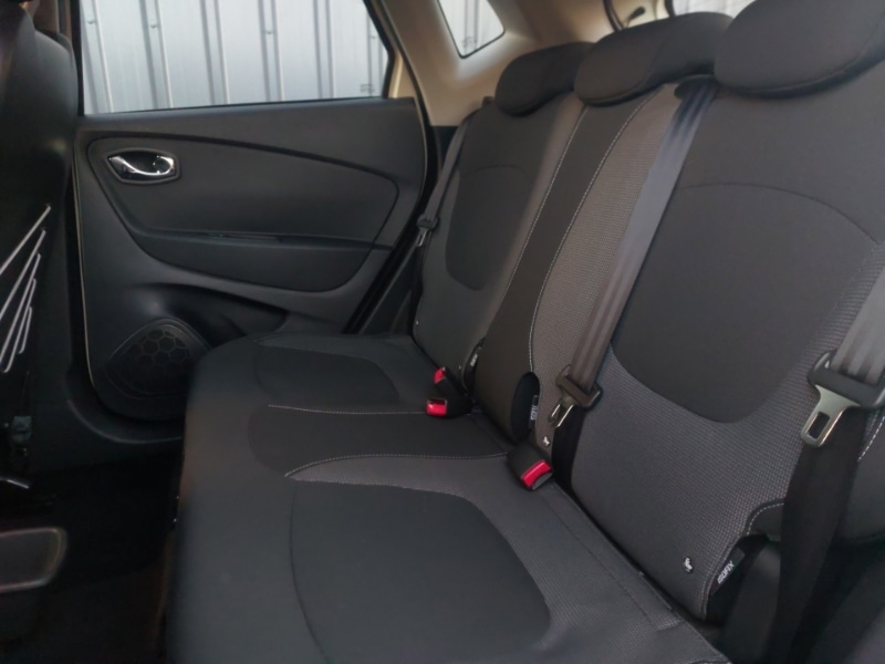 Used Renault Captur 2015 for sale - 77141854: Photo 6