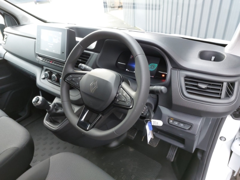 Used Renault Trafic 2025 for sale - 76951841: Photo 2
