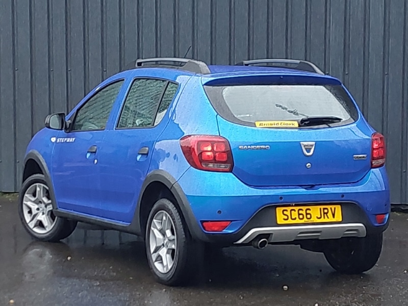 Used Dacia Sandero Stepway 2016 for sale - 76708206: Photo 3