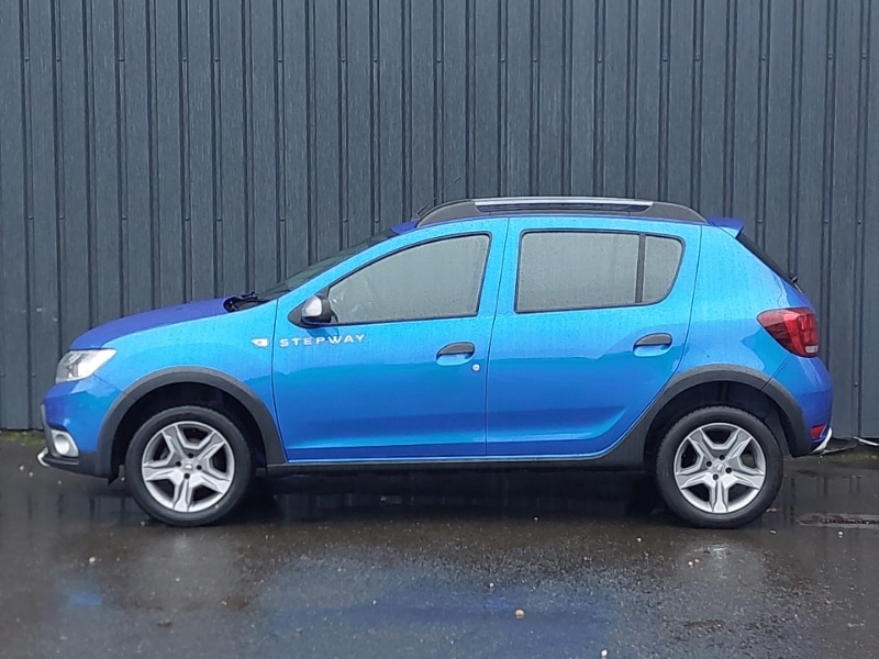 Used Dacia Sandero Stepway 2016 for sale - 76708206: Photo 4