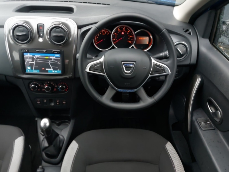 Used Dacia Sandero Stepway 2016 for sale - 76708206: Photo 7