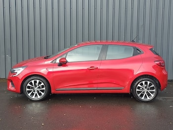 Used Renault Clio 2021 for sale - 78135296: Photo