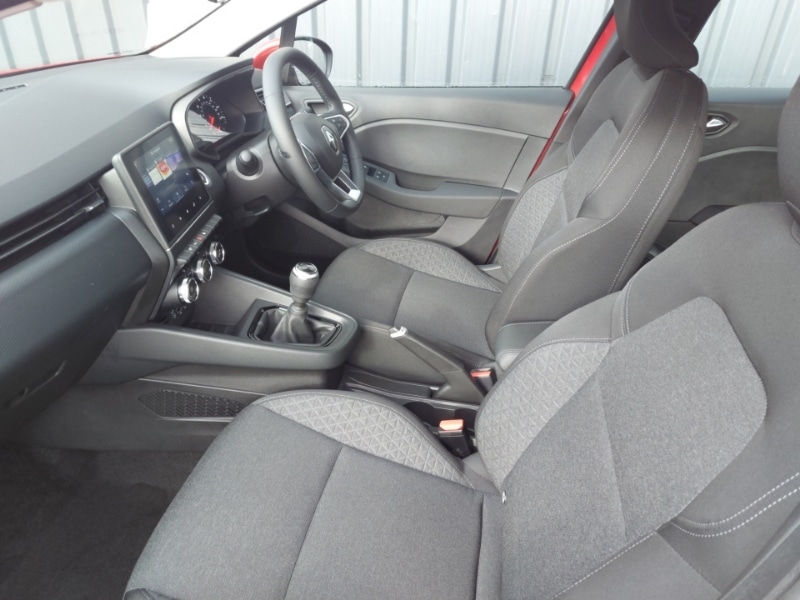 Used Renault Clio 2021 for sale - 78135296: Photo 5