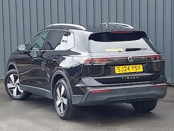 Used Volkswagen Tiguan 2024 for sale - 76450749: Photo