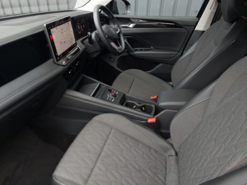 Used Volkswagen Tiguan 2024 for sale - 76450749: Photo 5