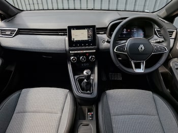 Used Renault Clio 2025 for sale - 79153271: Photo