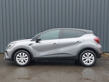 Used Renault Captur 2022 for sale - 78099324: Photo